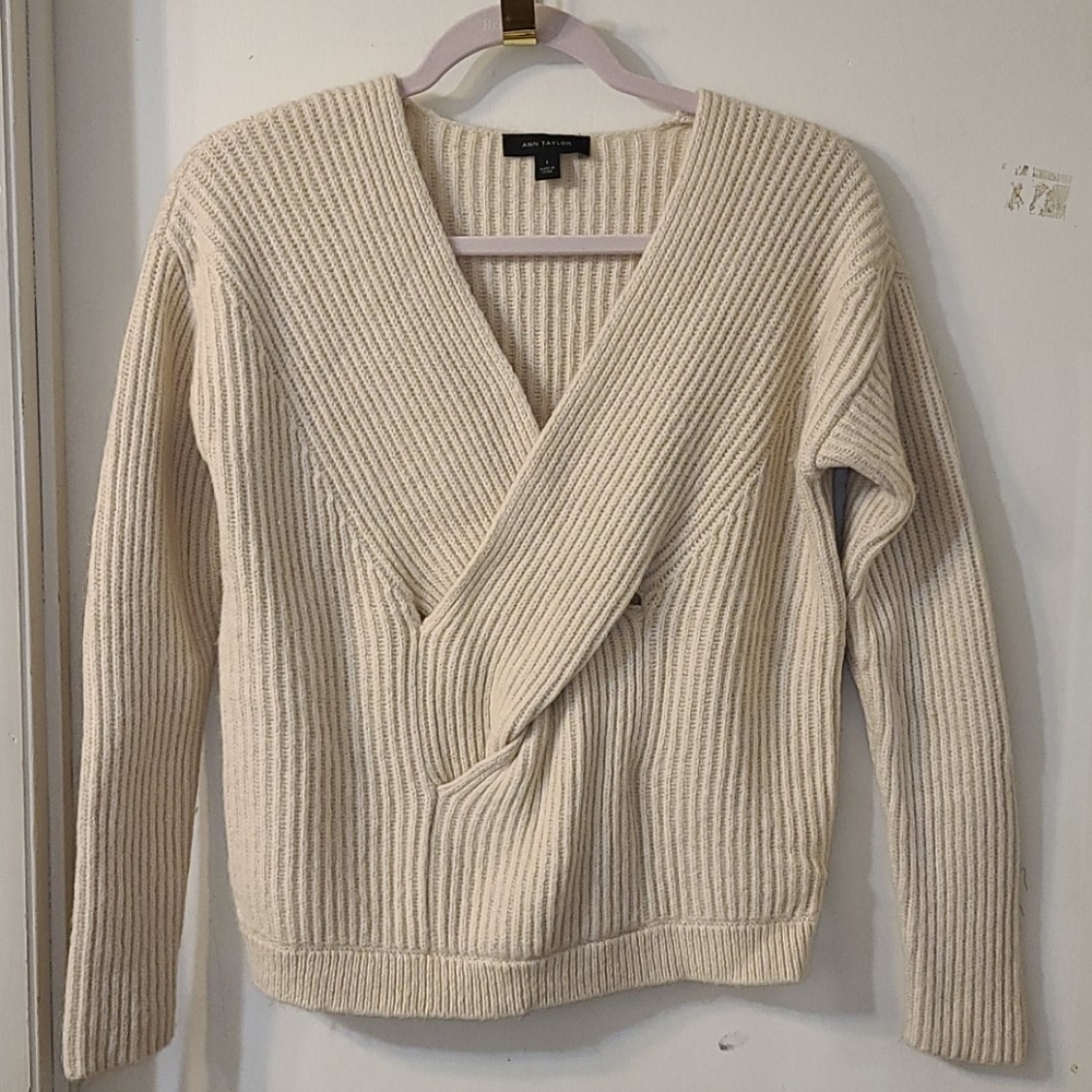 Ann Taylor Chunky Sweater Size Small
